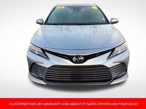 Used 2024 Toyota Camry LE image 2