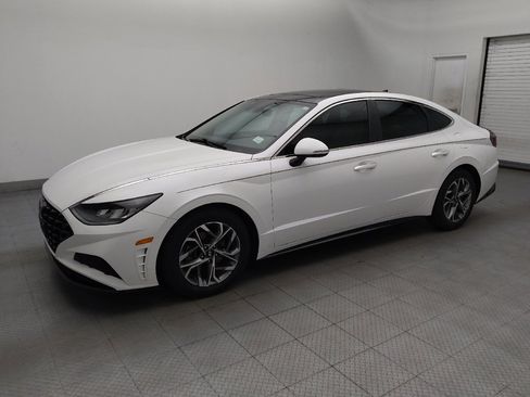 Used 2022 Hyundai Sonata SEL w/ Convenience Package FWD image 2