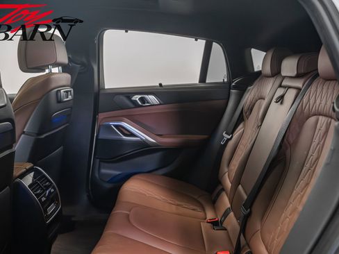 Used 2022 BMW X6 xDrive40i w/ Executive Package image 46