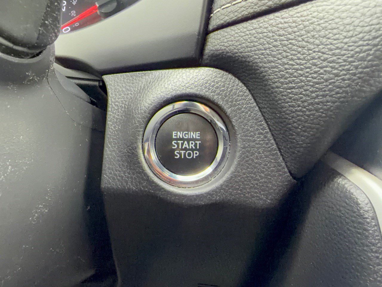 Used 2021 Toyota RAV4 XLE AWD/4WD image 20