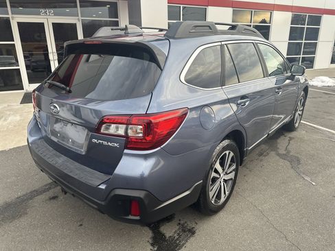 Used 2018 Subaru Outback 2.5i Limited image 8