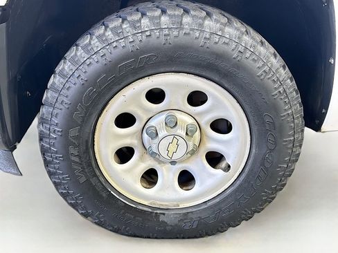 Used 2012 Chevrolet Silverado 1500 W/T image 31