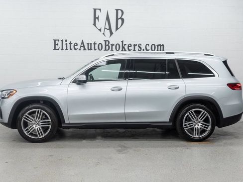 Used 2025 Mercedes-Benz GLS 450 4MATIC image 2