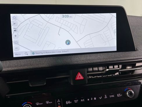 Used 2024 Kia EV6 Light image 17