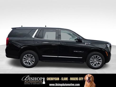 Used 2025 GMC Yukon Denali w/ LPO, Floor Liner Package AWD/4WD image 14