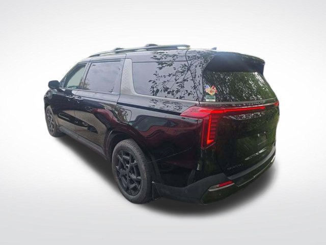 Certified 2025 Kia Carnival SX Prestige FWD image 2
