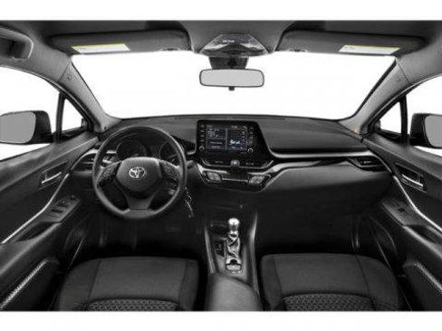 Certified 2022 Toyota C-HR XLE image 8