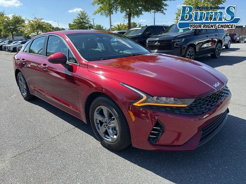 Used 2023 Kia K5 LXS image 1