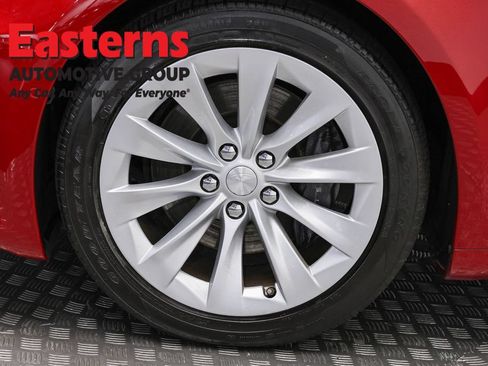 Used 2017 Tesla Model S 75D AWD/4WD image 28