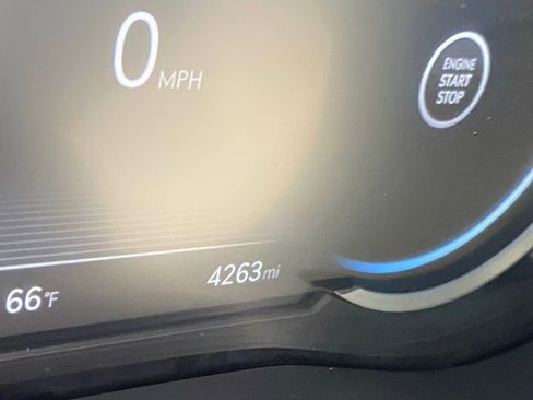 Used 2025 Genesis G70 3.3T Advanced w/ Sport Prestige Package image 5