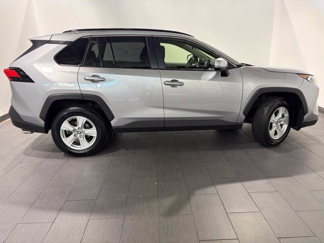 Used 2020 Toyota RAV4 XLE w/ Convenience Package AWD/4WD image 6