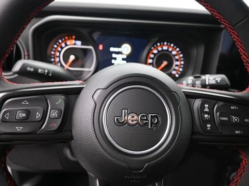 Used 2024 Jeep Wrangler Unlimited Rubicon w/ Capability Package AWD/4WD image 14