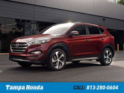 Used 2016 Hyundai Tucson SE w/ Option Group 02 FWD image 1