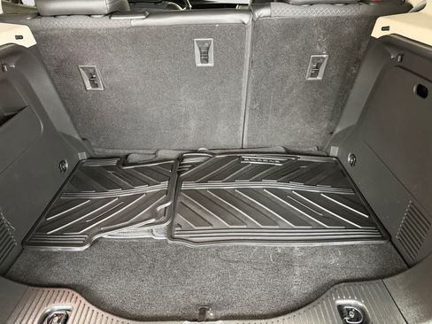 Used 2022 Buick Encore Preferred AWD/4WD image 4