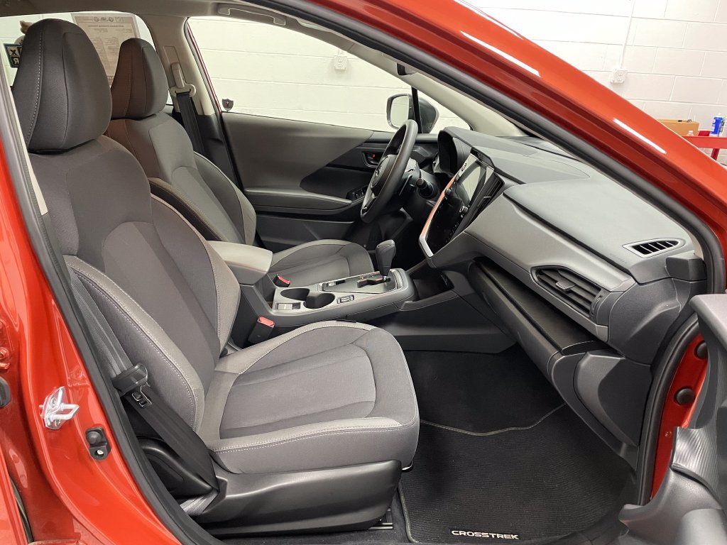 Used 2025 Subaru Crosstrek 2.5i Premium AWD/4WD image 13