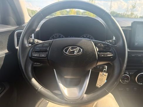 Used 2021 Hyundai Venue SEL FWD image 36