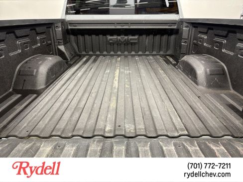 Used 2024 GMC Sierra 2500 SLT w/ SLT Premium Package image 18