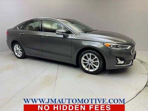 Used 2019 Ford Fusion Energi Titanium FWD image 7