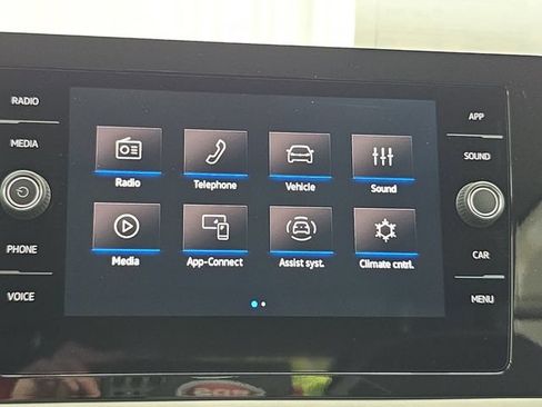 Certified 2025 Volkswagen Taos SE FWD image 20