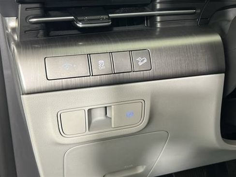 Certified 2024 Hyundai Kona SEL FWD image 19