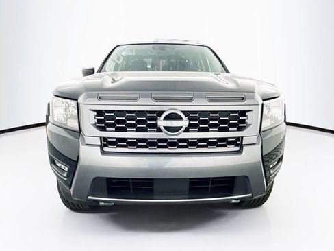 New 2025 Nissan Frontier SV w/ SV Convenience Package image 2