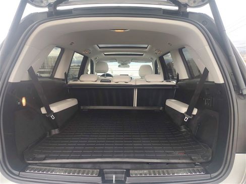 Used 2017 Mercedes-Benz GLS 450 4MATIC image 32