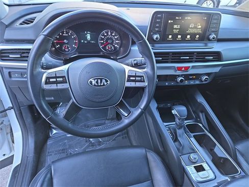Used 2020 Kia Telluride LX image 34