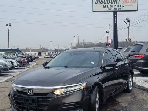 Used 2018 Honda Accord LX image 5