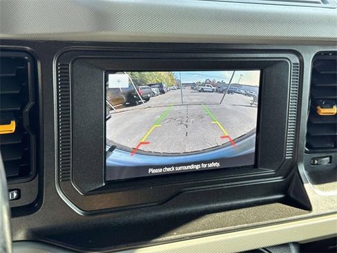 Used 2021 Ford Bronco Badlands image 10