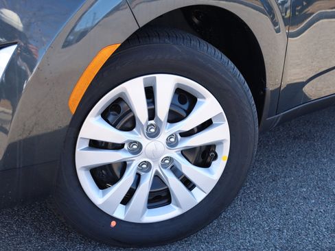 New 2025 Kia Soul LX image 18