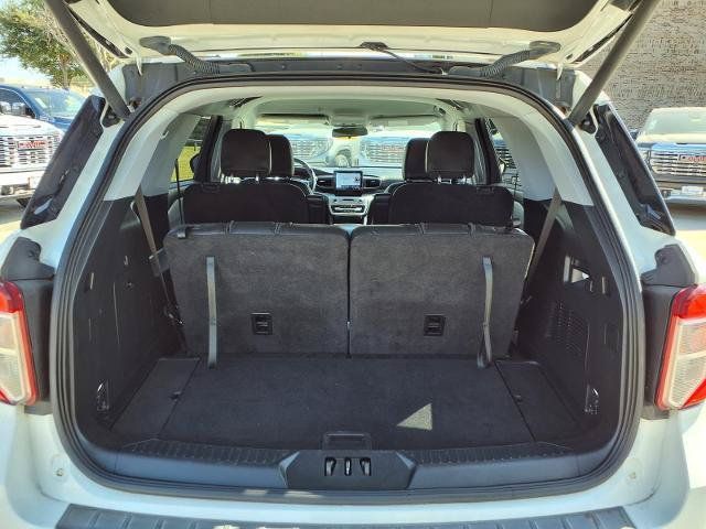 Used 2022 Ford Explorer XLT w/ Equipment Group 202A RWD image 22