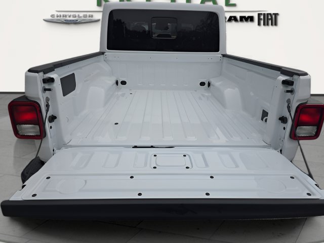 New 2026 Jeep Gladiator Sport AWD/4WD image 26