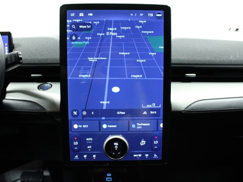 Used 2021 Ford Mustang Mach-E Select image 22