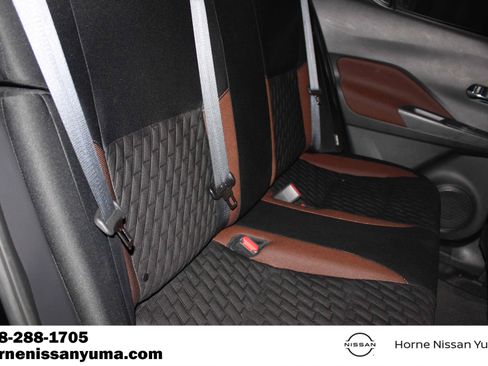 Used 2023 Nissan Kicks SR FWD image 7