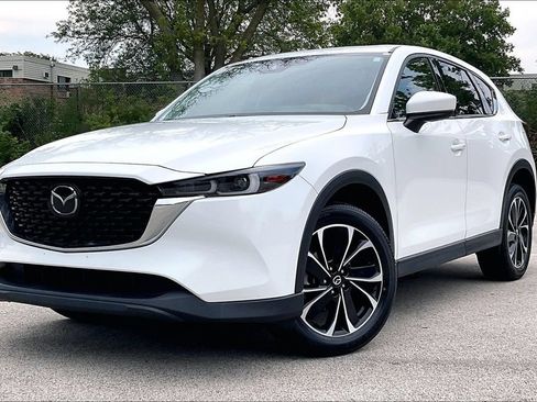 Used 2022 MAZDA CX-5 AWD 2.5 S w/ Premium Package image 2