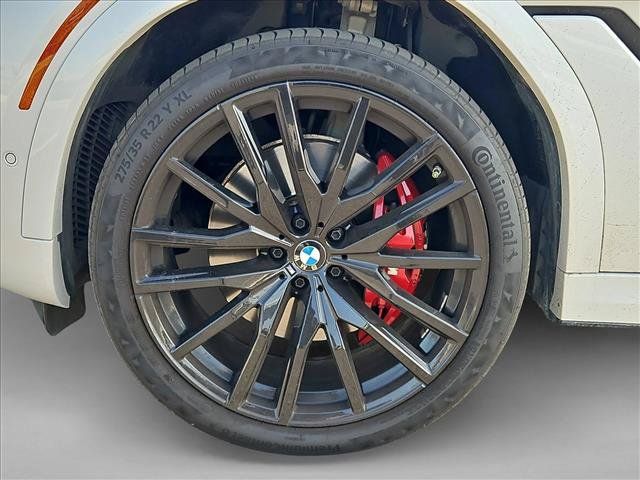 Used 2022 BMW X6 xDrive40i w/ Executive Package AWD/4WD image 11