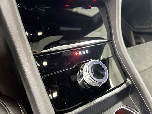 New 2025 Jeep Grand Cherokee Altitude image 16