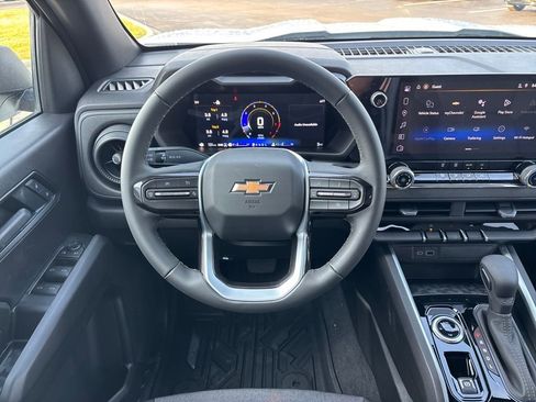 New 2026 Chevrolet Colorado W/T w/ WT Custom Package AWD/4WD image 10