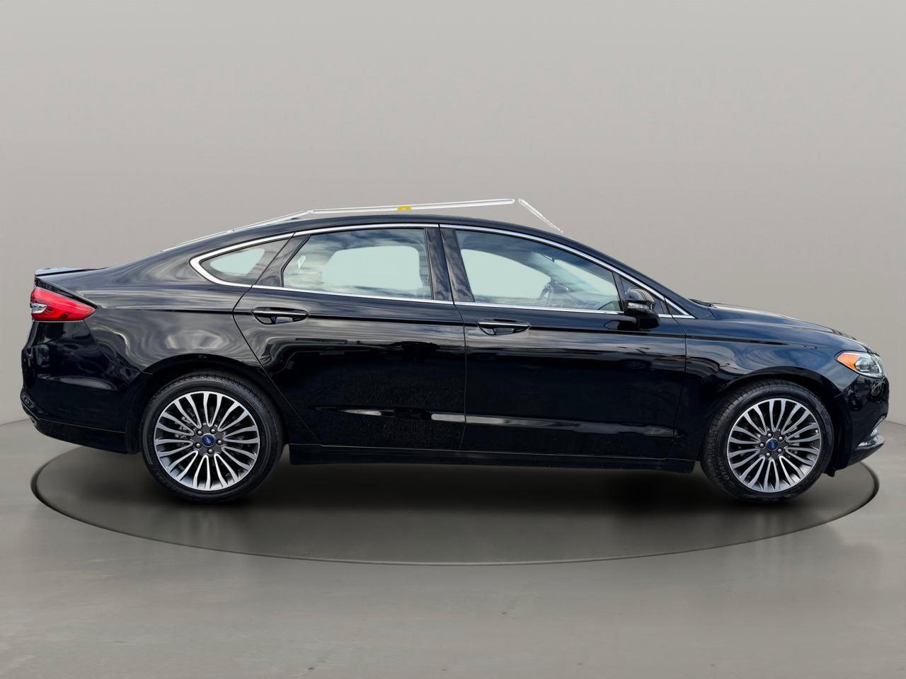 Used 2018 Ford Fusion Titanium AWD/4WD image 7