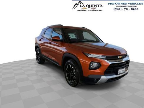 Used 2023 Chevrolet TrailBlazer LT image 2