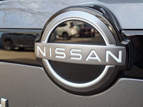 Certified 2023 Nissan Pathfinder SL image 32