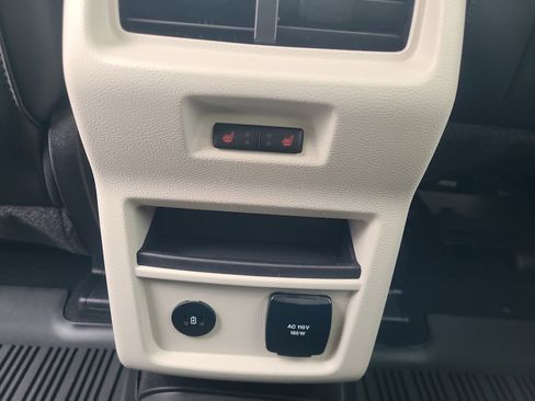 Used 2023 Ford Edge Titanium w/ Equipment Group 301A image 15