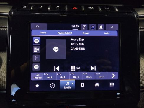 Used 2024 Jeep Grand Cherokee Laredo RWD image 25