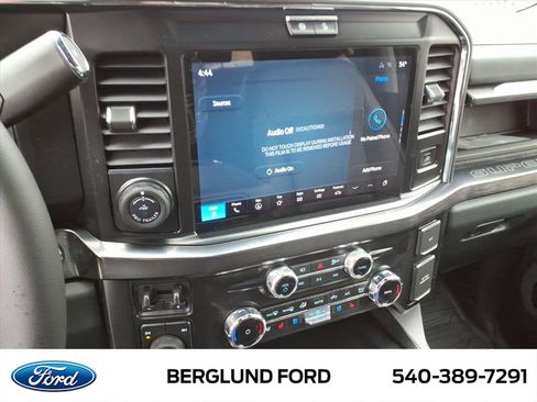 New 2026 Ford F250 Lariat w/ Black Appearance Package image 18