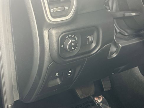 Used 2022 RAM 1500 Big Horn image 10