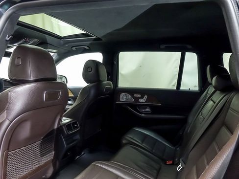 Used 2020 Mercedes-Benz GLS 450 4MATIC image 12