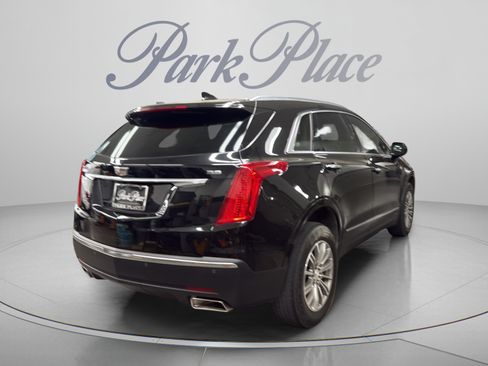 Used 2017 Cadillac XT5 Luxury FWD image 5
