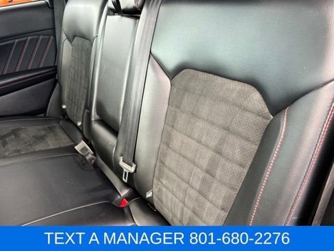 Used 2023 Ford Edge ST-Line w/ Class II Trailer Tow Package AWD/4WD image 30