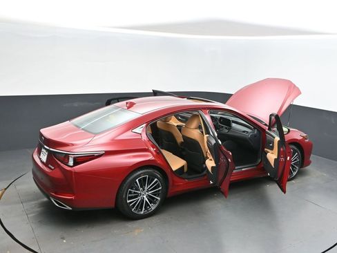 New 2025 Lexus ES 350 w/ Premium Package image 31