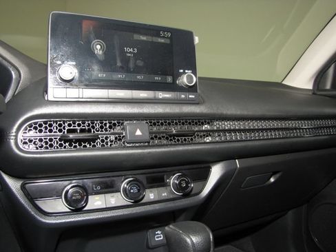 Certified 2024 Honda HR-V LX image 7